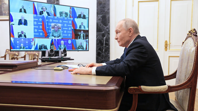 По планам их узнаете их