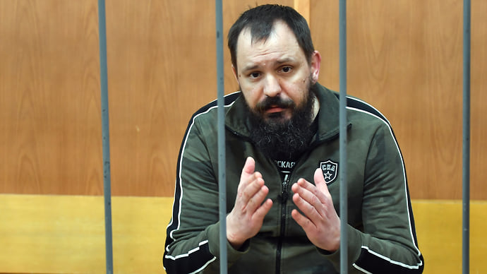 «Считаю, что это месть за моего отца»