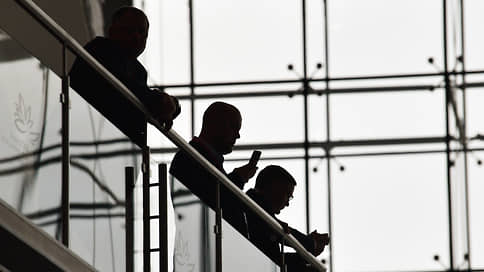 Враг не поймет // Госдума обязала операторов отключать связь по запросу ФСБ