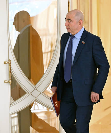 Александр Вайнберг