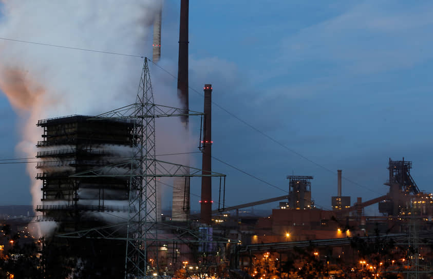 Металлургический завод концерна ThyssenKrupp в Дуйсбурге (Германия) 