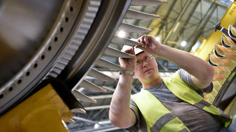 Бизнес-климат оценен компаниями неоднозначно // Мониторинг опросов