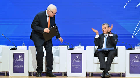 Владимира Жириновского прочли заново // Празднование 80-летия основателя ЛДПР началось с экспертного форума