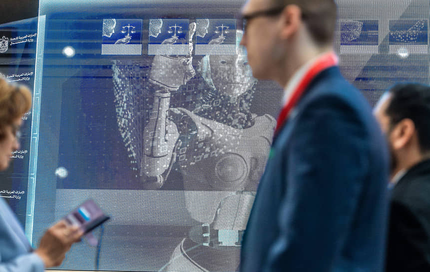 Кибер берет свое