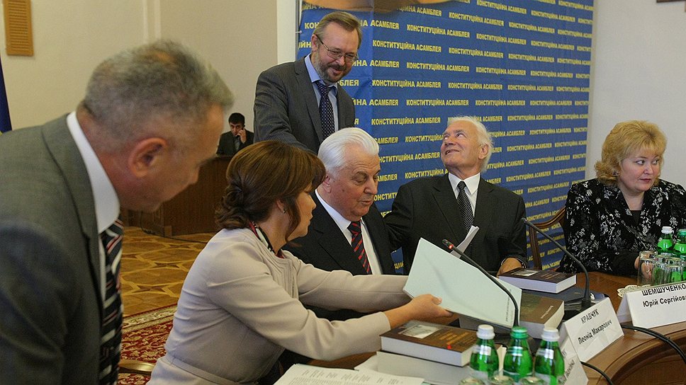 Члены Конституционной ассамблеи до конца лета будут обсуждать концепцию изменений в основной закон