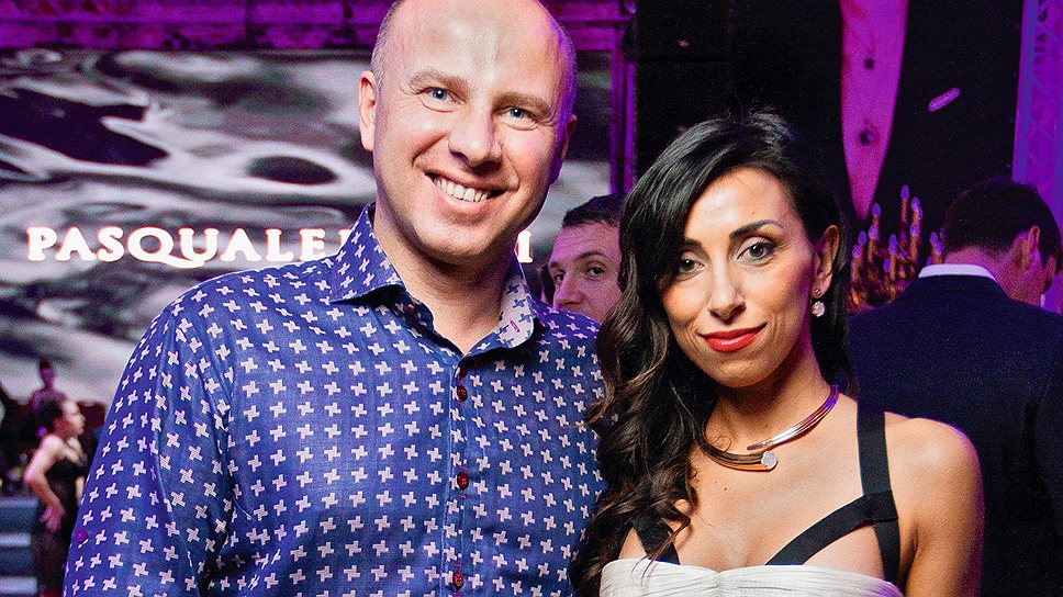 В отеле Fairmont Grand во время закрытой презентации ювелирных украшений дома Pasquale Bruni его креативный директор Евгения Бруни обсудила свои новые коллекции с президентом компании Noblesse Геннадием Тужиковым 