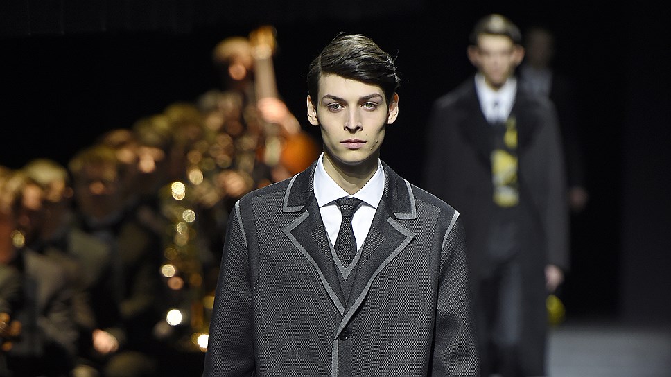 Показ Dior Homme сезона "осень-зима 2015/16" 