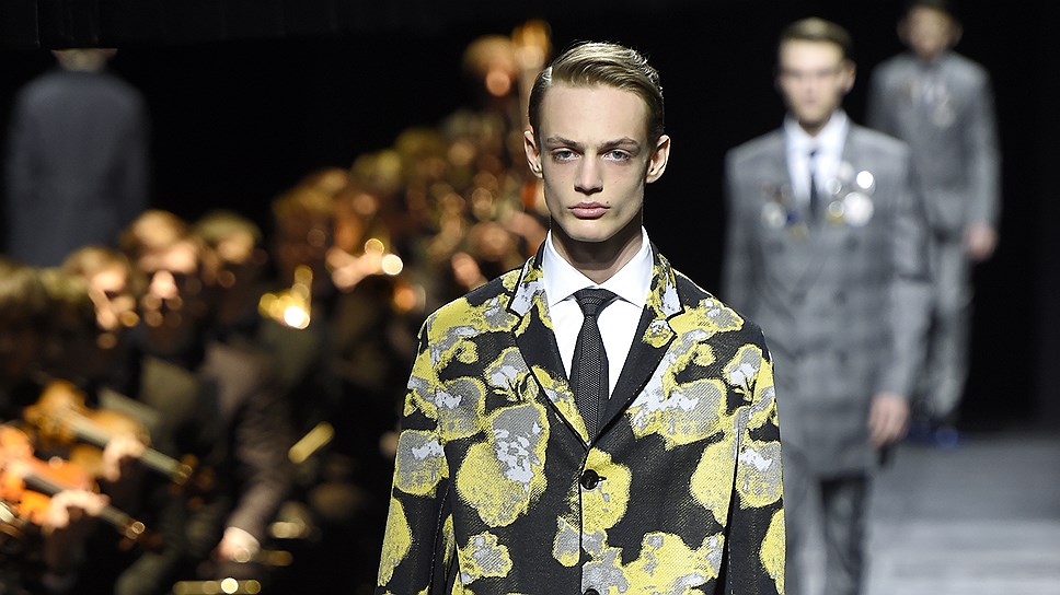 Показ Dior Homme сезона "осень-зима 2015/16" 