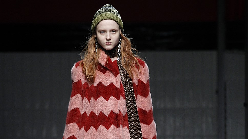 Показ женской коллекции Gucci сезона «осень-зима 2015/16»