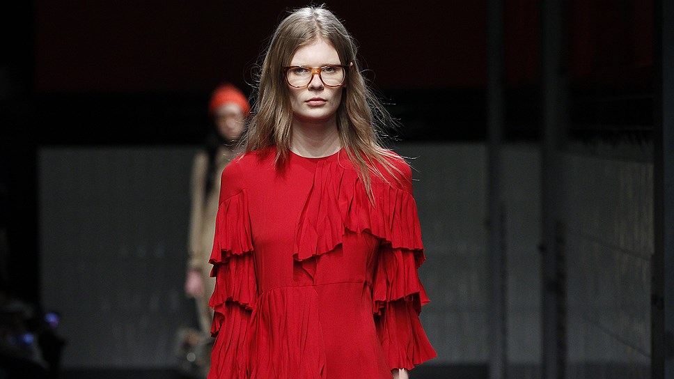 Показ женской коллекции Gucci сезона «осень-зима 2015/16»