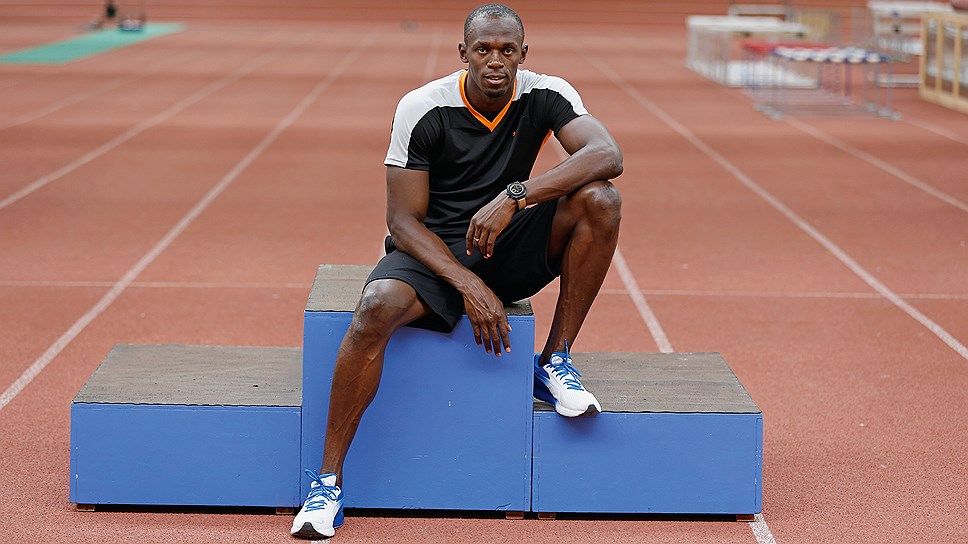 Усейн Болт во время тренировки в часах Hublot King Power Usain Bolt, 2013 год 
