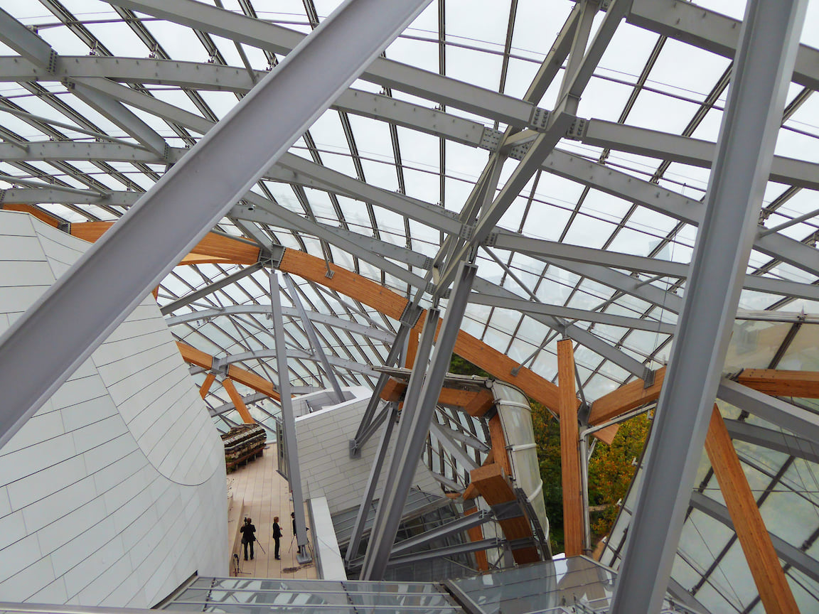 Новое здание для художественных коллекций Fondation Louis Vuitton архитектора Френка Герри 