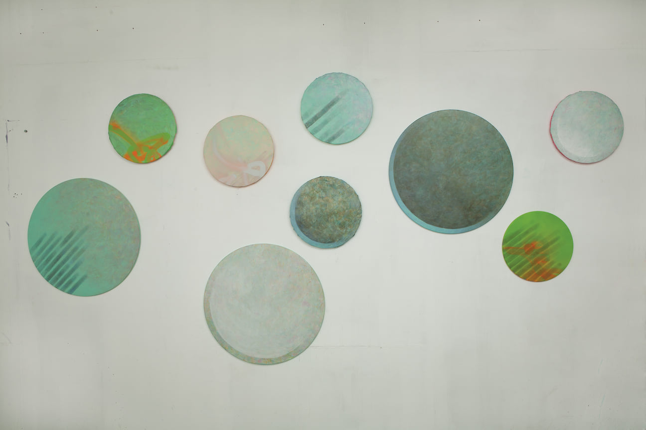 Петр Кирюша. Пузырьки в Кока-Коле. 2016 Холст, акрил. Courtesy Petr Kirusha & Iragui gallery