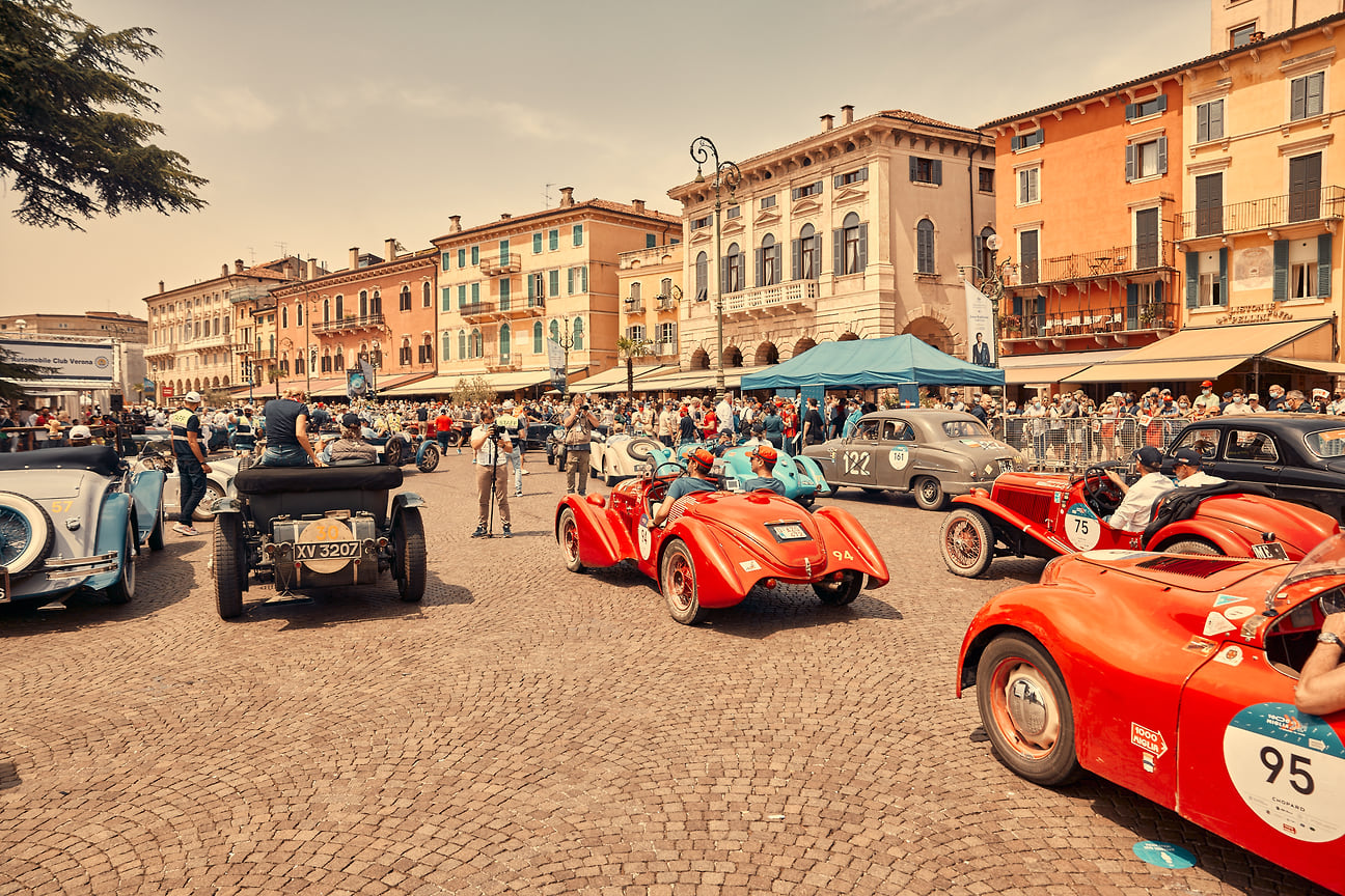 На маршруте Mille Miglia 2021 года. День 4, остановка в Вероне.