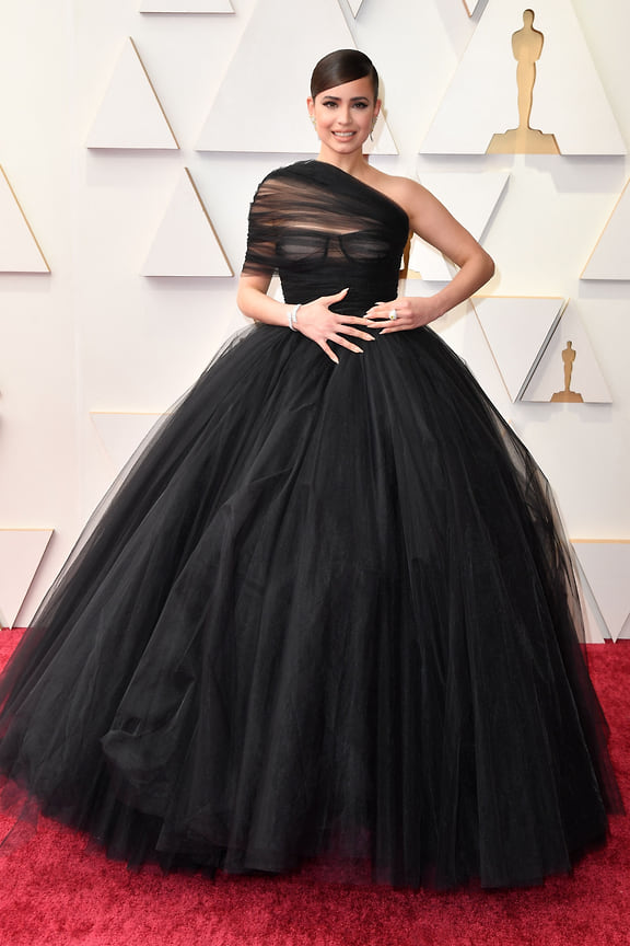 София Карсон в платье Giambattista Valli
