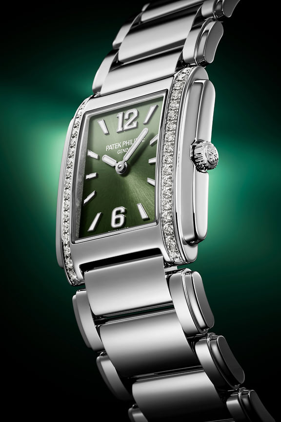 Часы Patek Philippe Twenty~4 Ref. 4910/1200A-011 