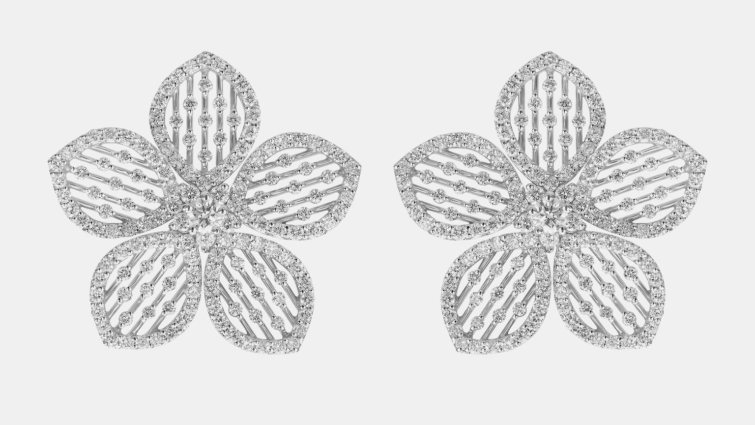 Mercury, серьги Flower, белое золото, бриллианты