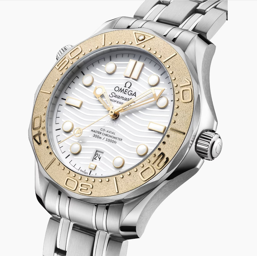 Часы Seamaster Diver 300M, сталь, золотой безель, 42 мм 