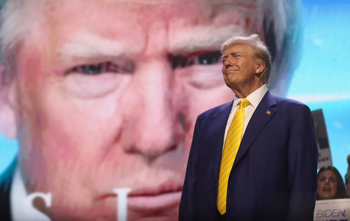 Дональд Трамп выступает на собрании, 6 июня 2024 