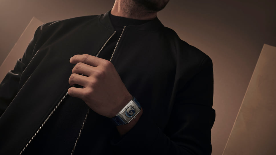 Часы Jaeger-LeCoultre Reverso Tribute Geographic
