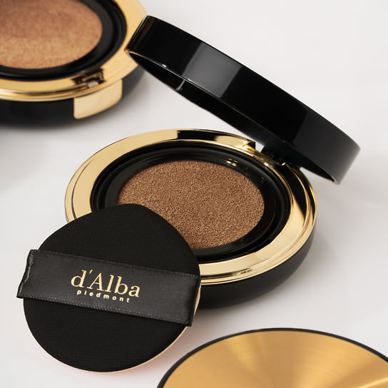 d'Alba, тональный кушон с эффектом сияния и солнцезащитным фактором SPF 50 Glow Fit Serum Cover Cushion