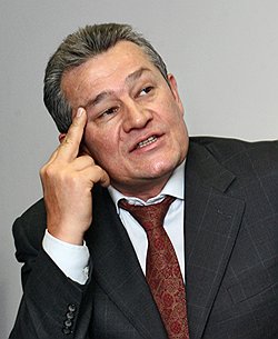 Ренат Янбухтин
