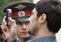 Правоохранительные органы не могли не заинтересоваться ситуацией вокруг SMS-афер 