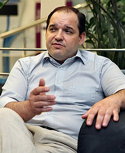 Алексей Корякин: «Создавать 3D-телевизоры, предназначенные для использования без очков, пока нецелесообразно с коммерческой точки зрения — потребитель хочет иметь телевизор с большой диагональю, а на данный момент это очень дорого» 