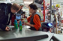 Ночью сканер автоматически определяет, что в напитке больше 15 градусов, и не пищит 