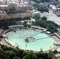 На место бассейна «Москва» вернулся храм Христа Спасителя