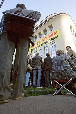 Долевое строительство станет безопасным для вкладчиков, когда застройщиков заставят страховать свои риски 
