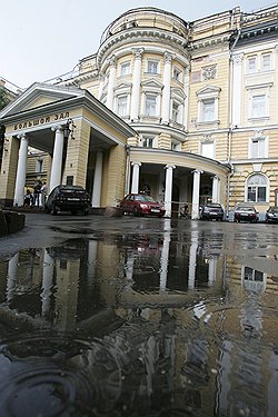 Для улучшения акустики Большого зала Московской консерватории ее руководству не хватает 2 млрд руб. 