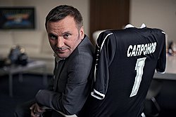 Юрий Сапронов: "У нас гораздо больше общих тем с Китаем, чем с Голливудом или с Европой. На Каннском фестивале мы расскажем, в чем заключается суть российско-китайского общего проекта по продвижению фильмов на внешнем рынке"