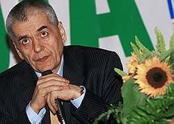 Геннадий Онищенко рад любому поводу не пустить иностранцев в свой огород