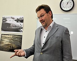 Андрей Кравец: "Авиакобренды успешны в России потому, что люди в это играют. Накопить мили и полететь куда-то оказывается доступно человеку с заработной платой, скажем, 50 тыс. руб."