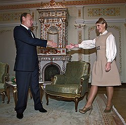 В случае необходимости Юлия Тимошенко с легкостью заручалась практически любой поддержкой и так же легко могла от нее отказаться  