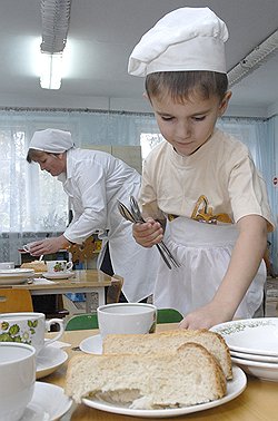 Даже хлеб в детсадах не избежал витаминизации