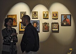 После ряда скандалов с подделками аукционеры стали гораздо придирчивее относится к российской экспертизе