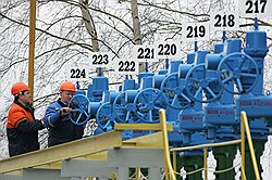 Беспошлинно импортированная Белоруссией российская нефть потекла на Запад в виде разбавителей и растворителей