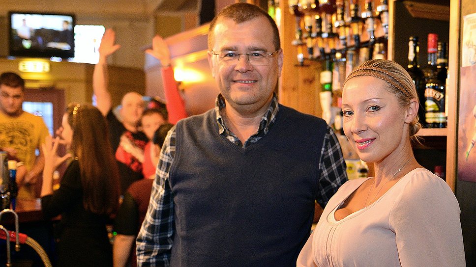 Владимир Насадович и его жена Лариса приехали из Новосибирска в Портсмут, чтобы превратить увядающий паб в процветающий