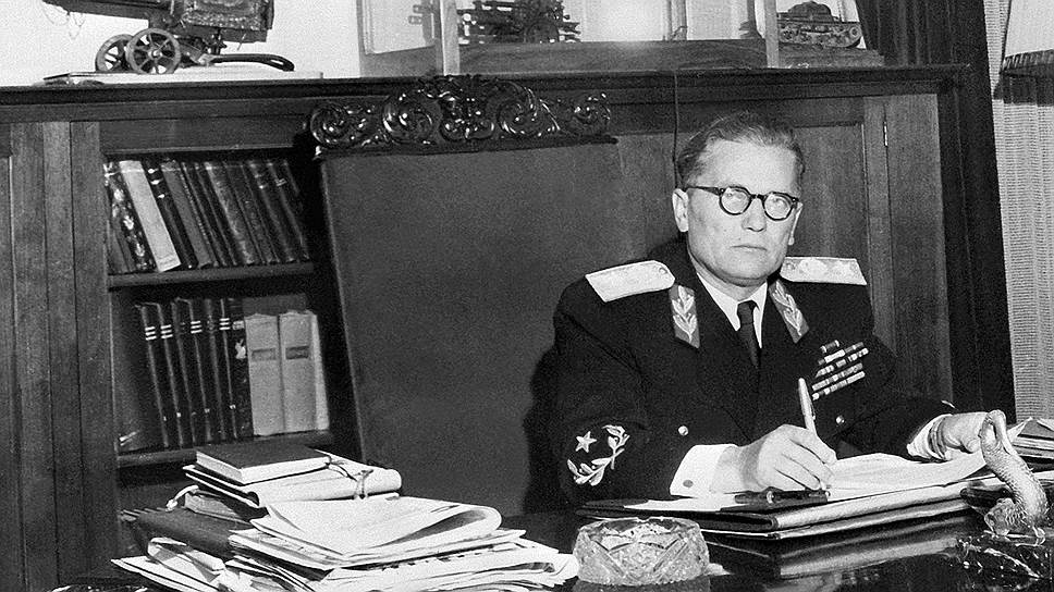 Тито поссорился со Сталиным в 1948 году и на годы получил в СССР клеймо ревизиониста  