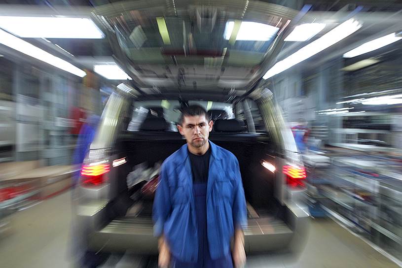 Чем больше налоговых требований к калининградскому заводу "Автотор", тем более туманным кажется его будущее