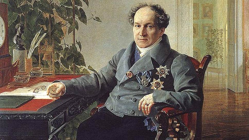 Председателем Российского библейского общества был князь Александр Голицын, по совместительству — обер-прокурор Синода и министр народного просвещения, поэтому вплоть до опалы Голицына РБО воспринималось как государственный проект 