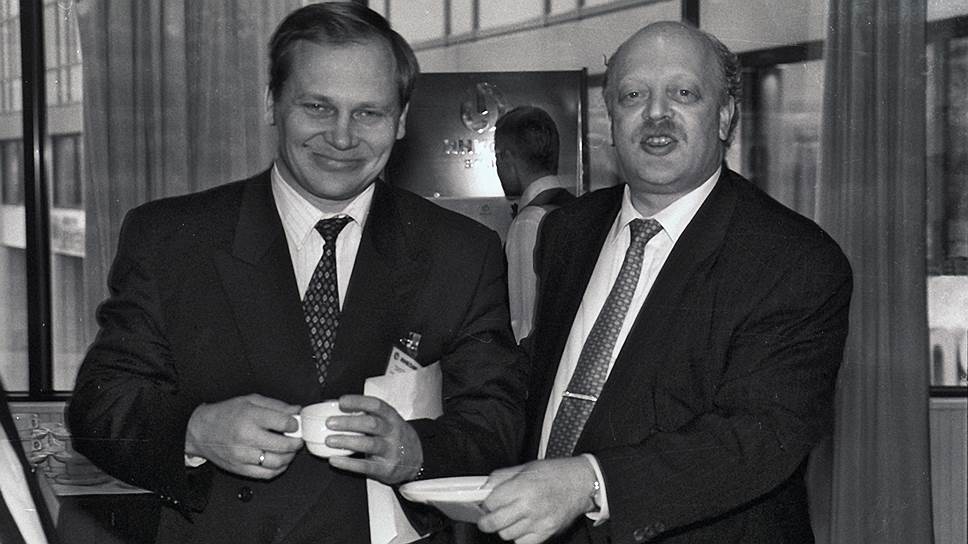 Глава Инкомбанка Владимир Виноградов (на фото слева) и глава банка «СБС-Агро» Александр Смоленский были из тех, кто смог превратить банк не просто в успешный бизнес, но и инструмент политического влияния 