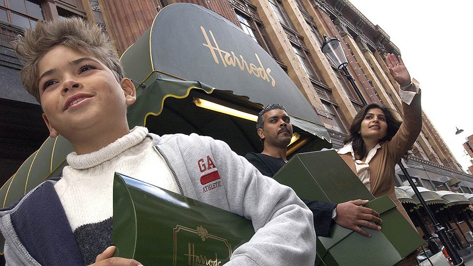 Фирменная упаковка Harrods — это не только традиция, но и своего рода фетиш