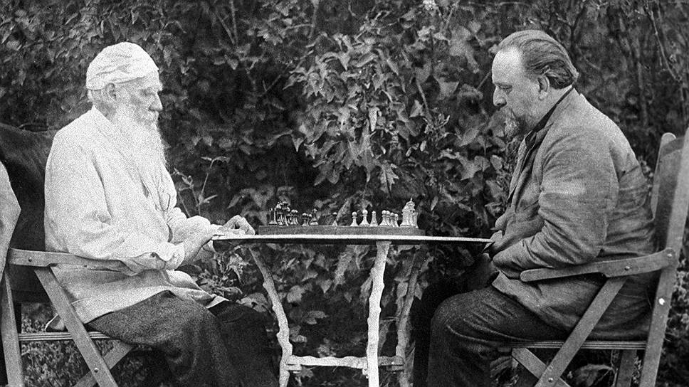 Сытин одним из первых понял, что с развитием школьного дела появляется большое количество грамотных подростков, которые любят читать про приключения и географические открытия