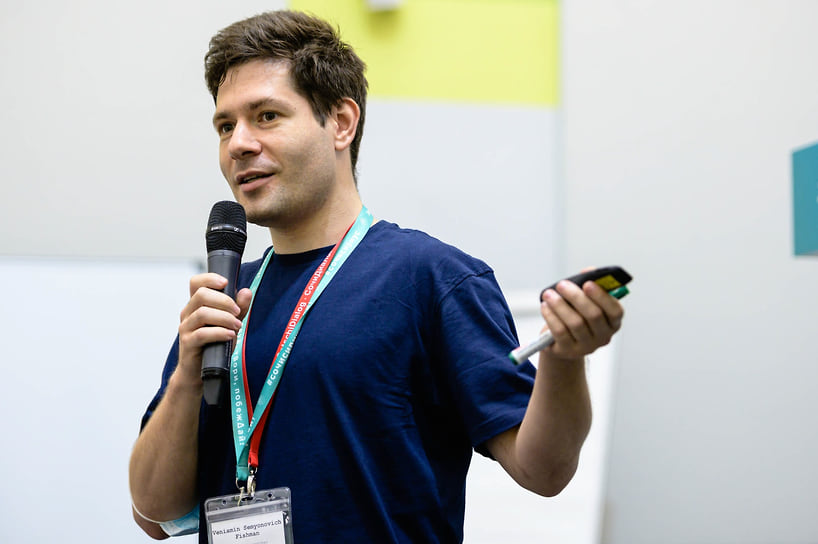 Доктор биологических наук, ведущий научный сотрудник группы «Биоинформатика» Института AIRI и Института цитологии и генетики СО РАН Вениамин Фишман 