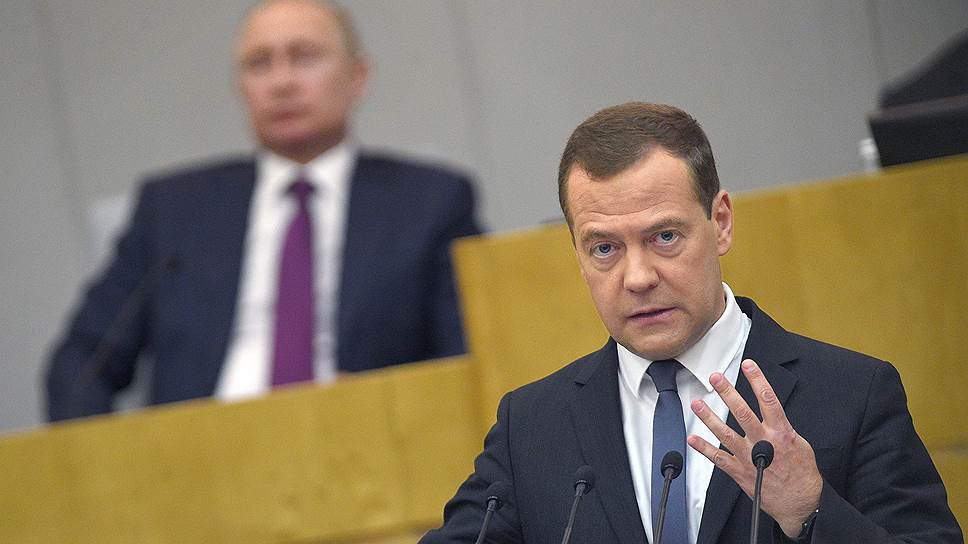 И. о. премьера Дмитрий Медведев