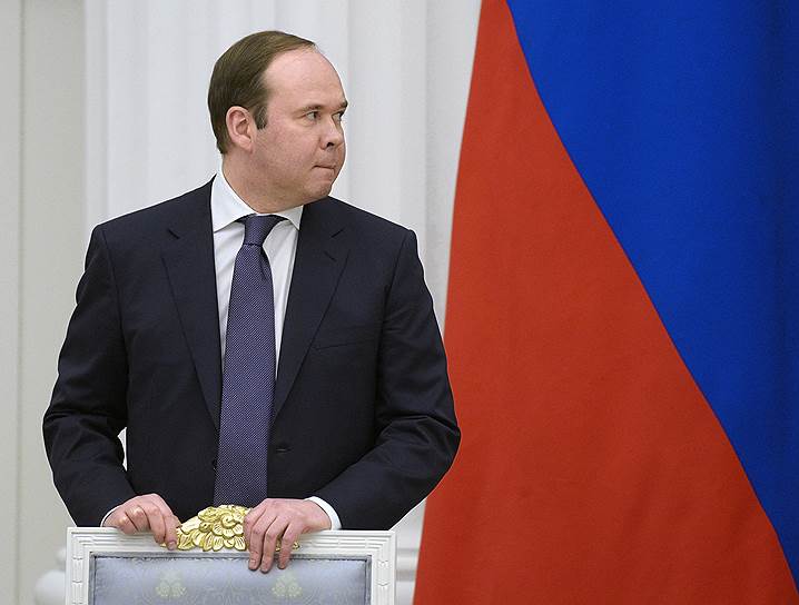 Руководитель администрации  президента Антон Вайно  