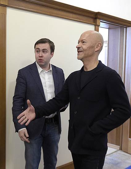 Руководитель кинокомпании "Арт Пикчерс Студио" Федор Бондарчук (справа) и генеральный директор компании "Централ Партнершип" Вадим Верещагин (слева)